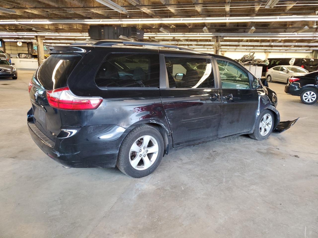 5TDKK3DC2FS551903 2015 Toyota Sienna Le