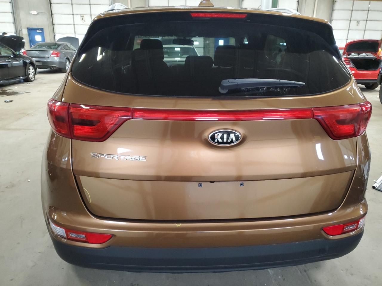 2018 Kia Sportage Lx vin: KNDPMCAC9J7406574