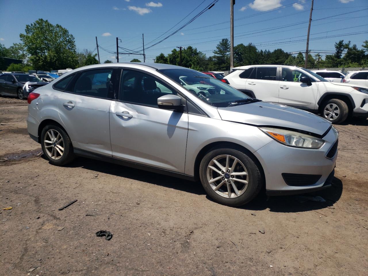 2016 Ford Focus Se vin: 1FADP3F2XGL332145