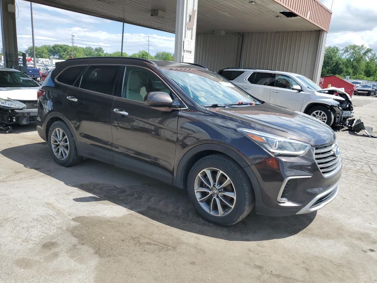 KM8SM4HF5HU225186 2017 Hyundai Santa Fe Se