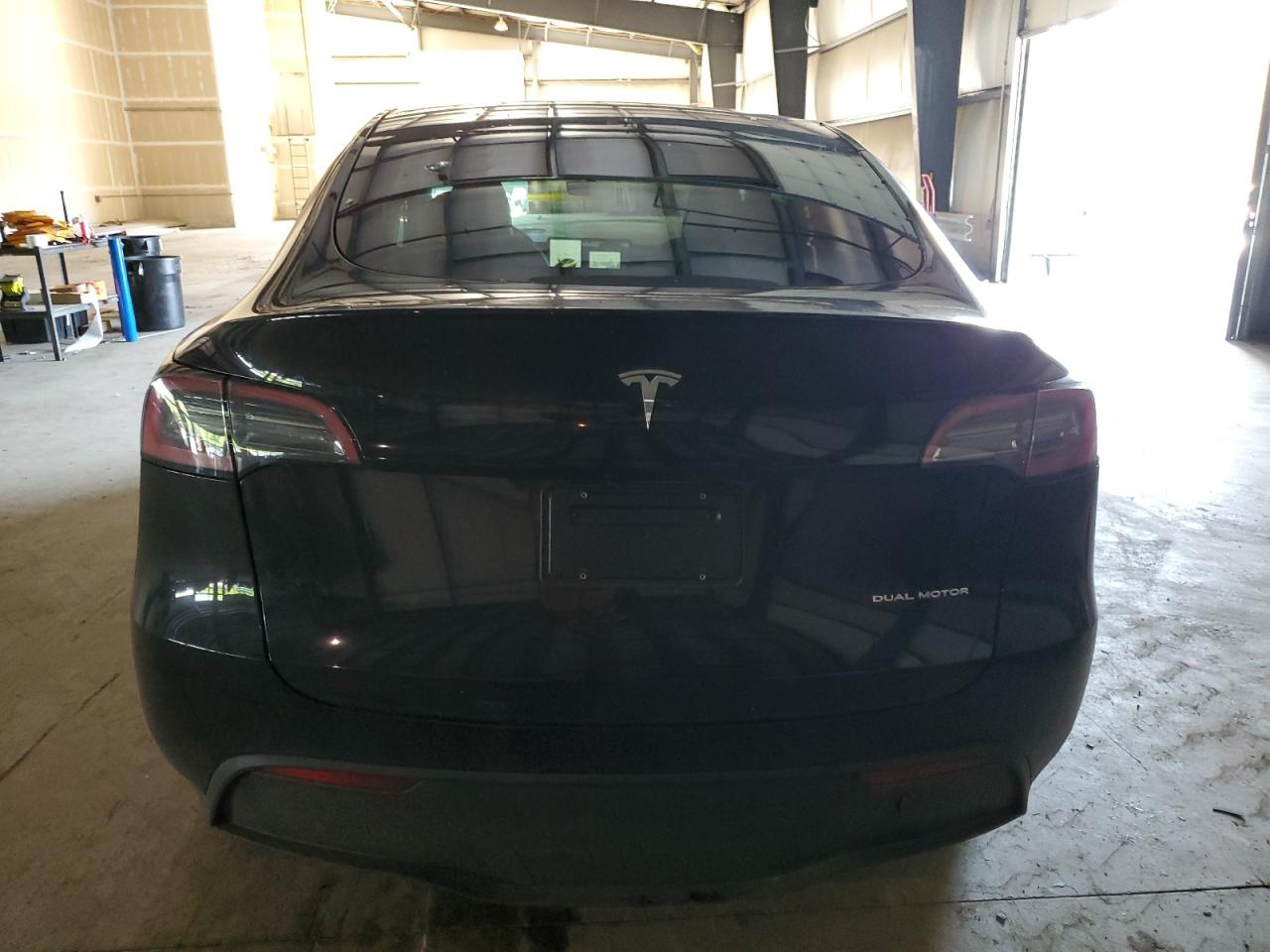 7SAYGDEE8PA098152 2023 Tesla Model Y