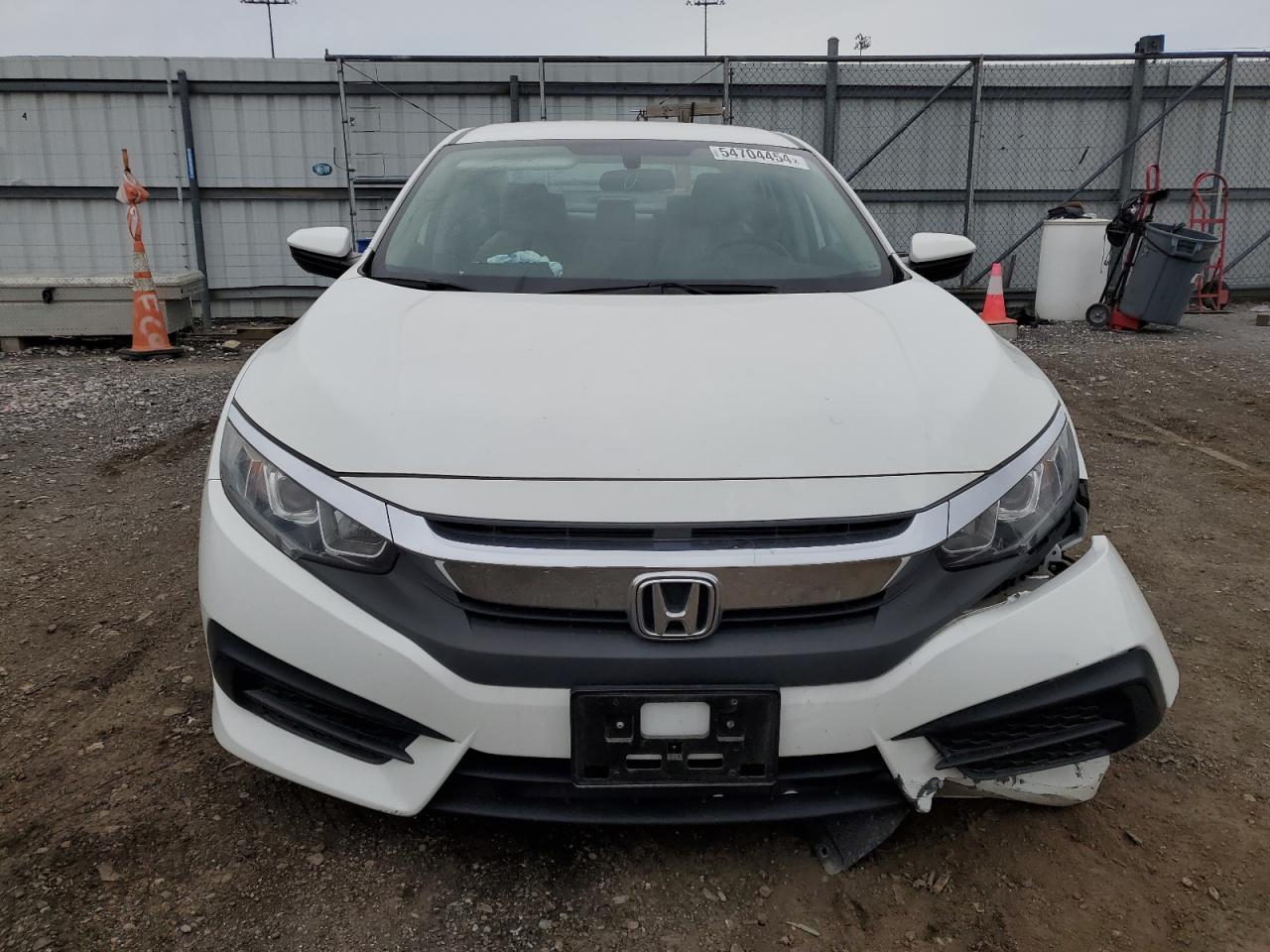 2HGFC2F50JH530127 2018 Honda Civic Lx