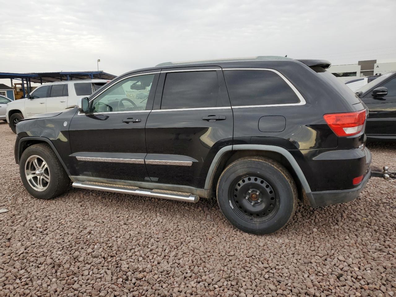 1J4RR4GT6BC628970 2011 Jeep Grand Cherokee Laredo