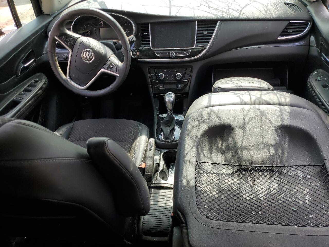 KL4CJESB2MB353883 2021 Buick Encore Preferred