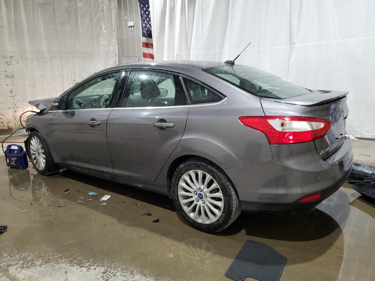 1FAHP3J22CL264894 2012 Ford Focus Titanium