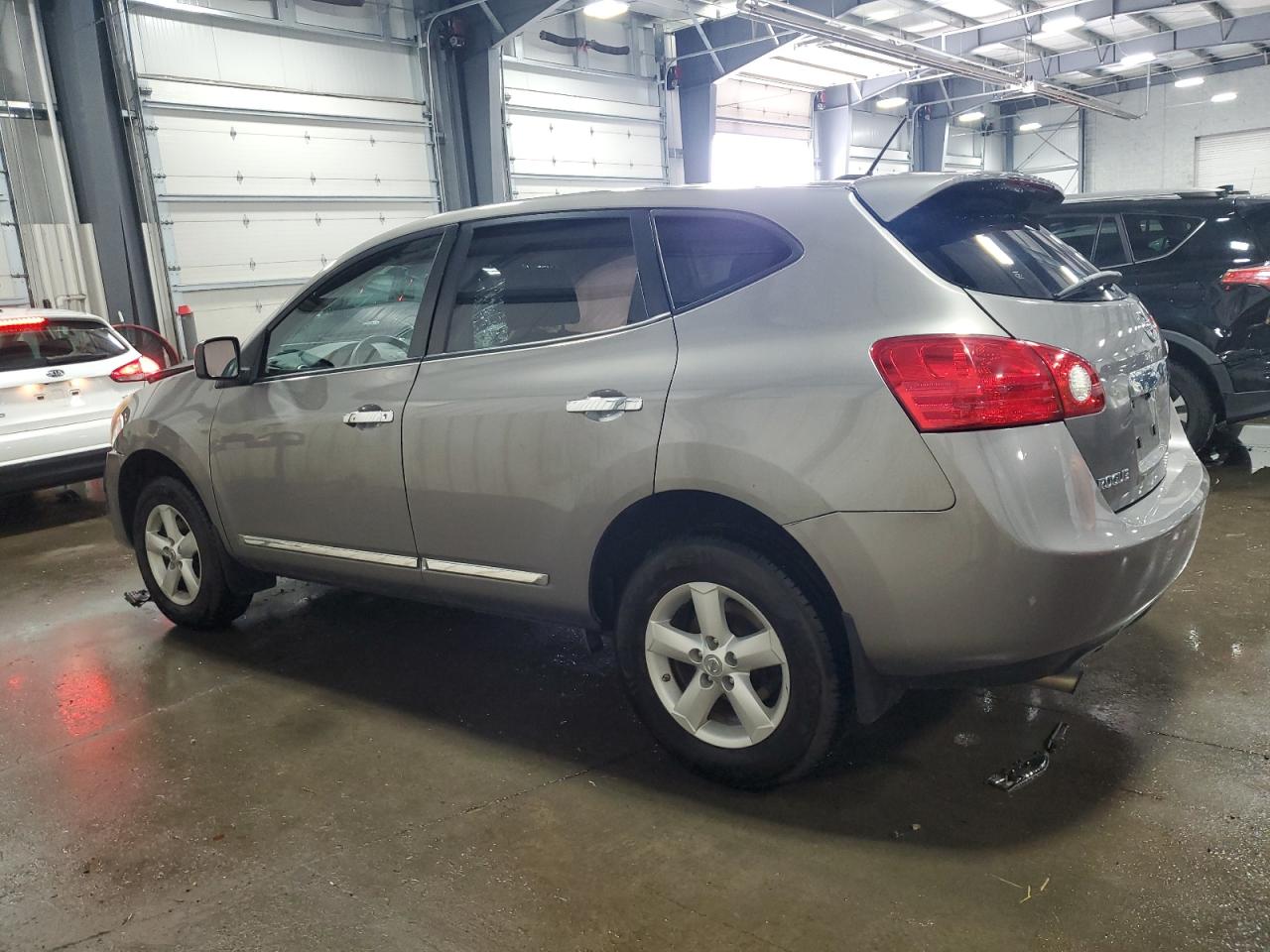 JN8AS5MV9CW398185 2012 Nissan Rogue S