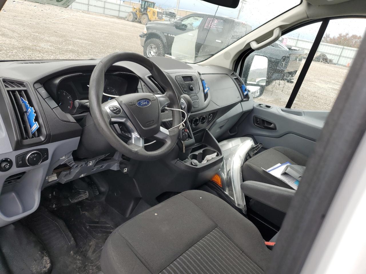 1FTYR1ZM2HKB09841 2017 Ford Transit T-250