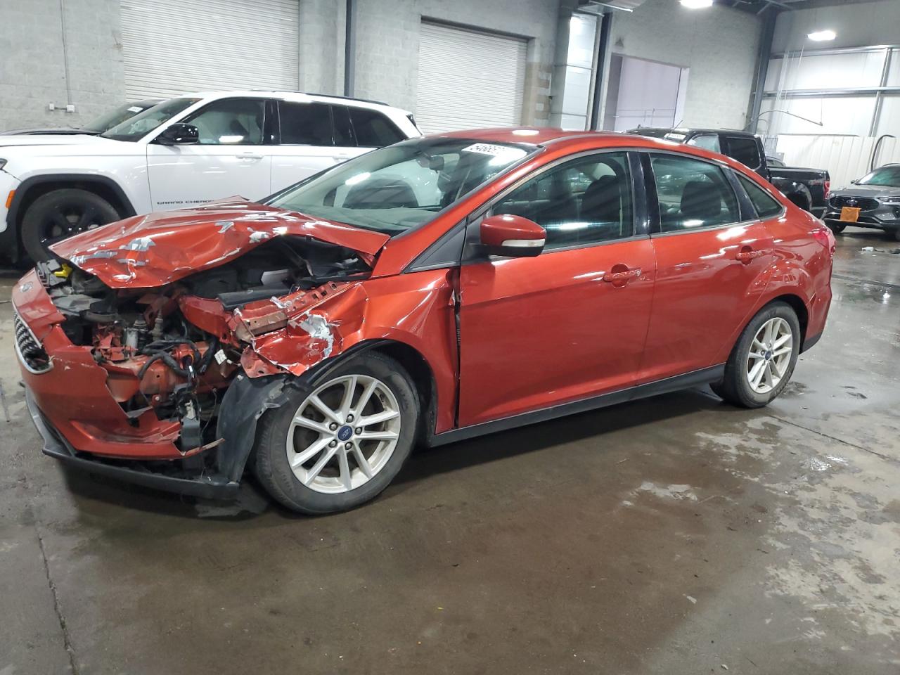 2018 Ford Focus Se vin: 1FADP3F22JL287449