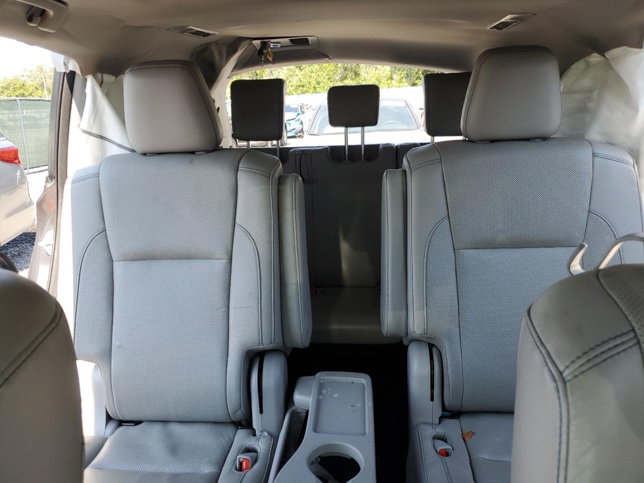 5TDDZRFHXHS375959 2017 Toyota Highlander Limited