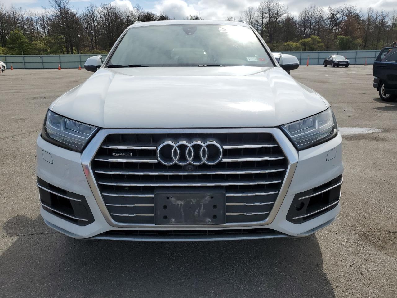 WA1LAAF70HD009316 2017 Audi Q7 Premium Plus