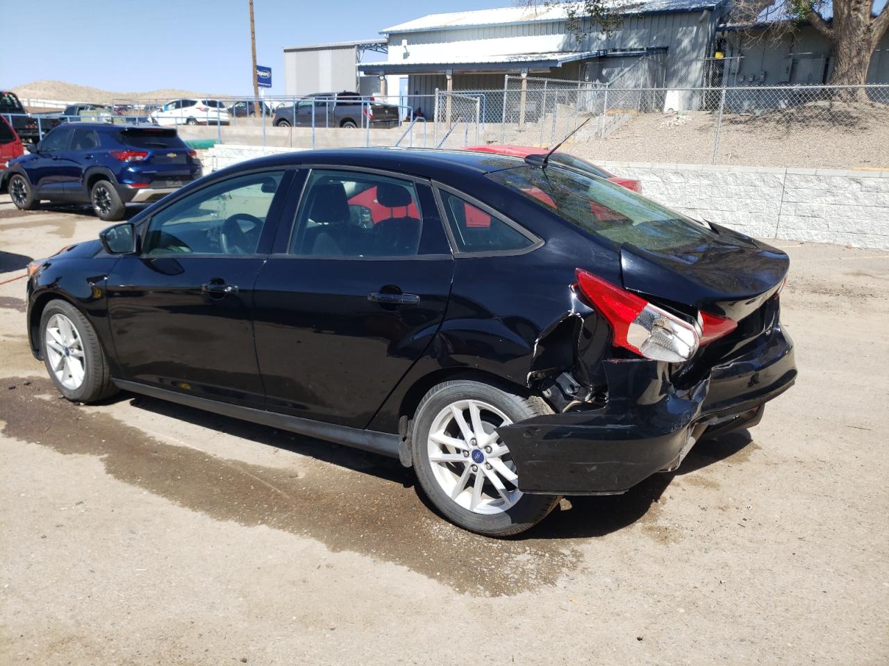 2018 Ford Focus Se vin: 1FADP3F29JL260975