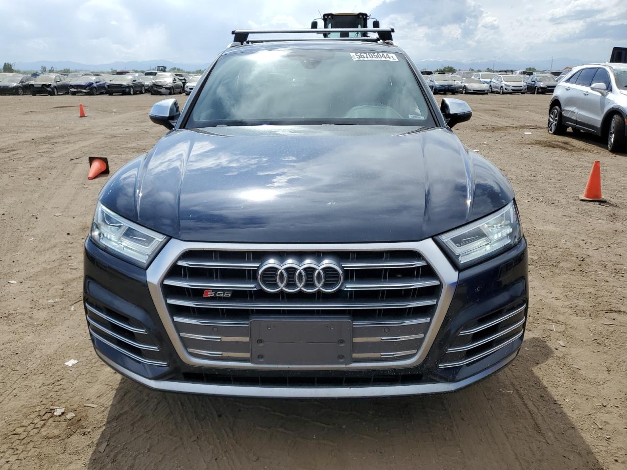 WA1A4AFY9J2125221 2018 Audi Sq5 Premium Plus