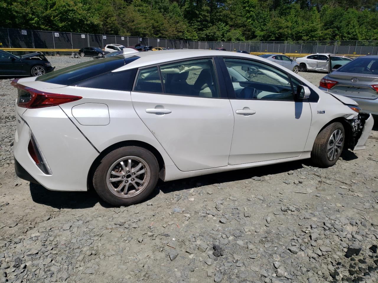 JTDKAMFP3N3226623 2022 Toyota Prius Prime Le