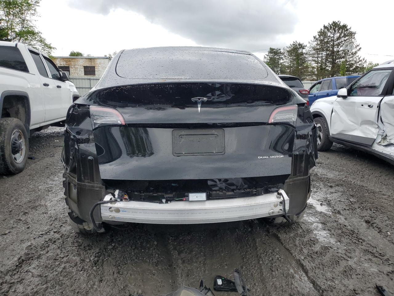 7SAYGDEE7PA077082 2023 Tesla Model Y