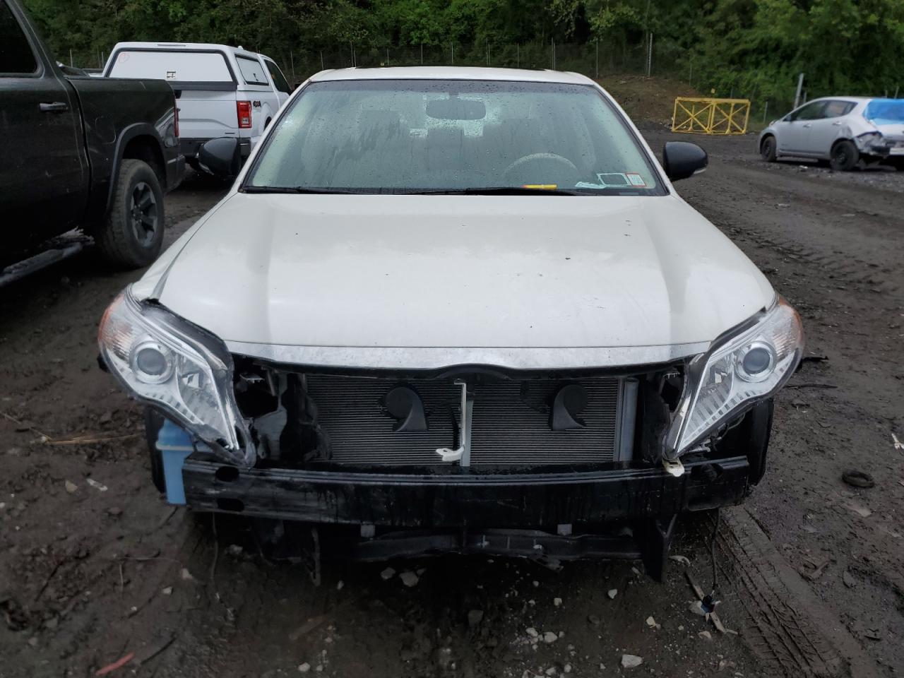 4T1BK3DB9BU430181 2011 Toyota Avalon Base