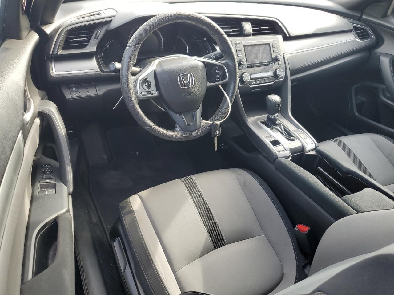 2HGFC4B56JH301484 2018 Honda Civic Lx