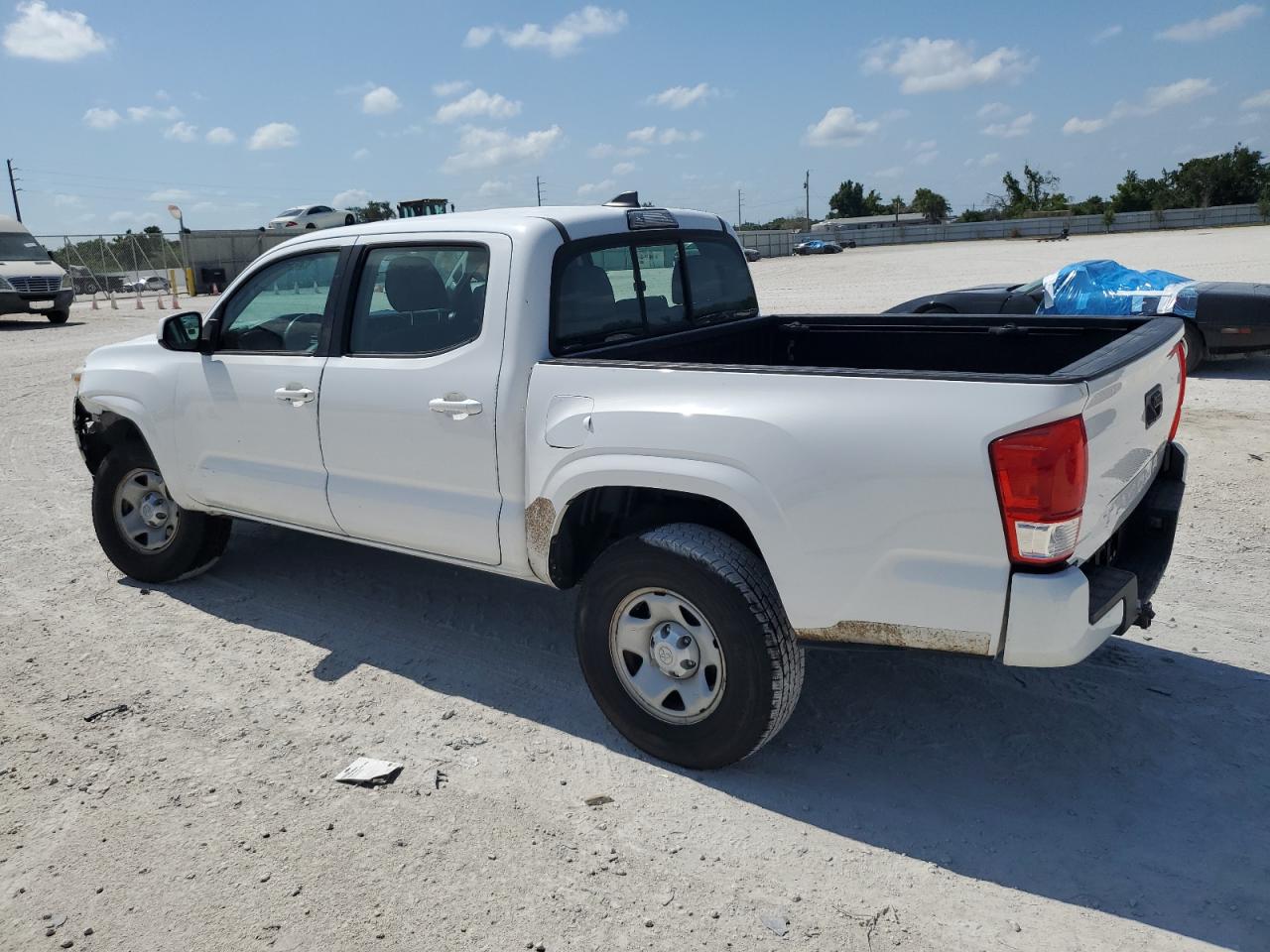 5TFAX5GN0GX062031 2016 Toyota Tacoma Double Cab