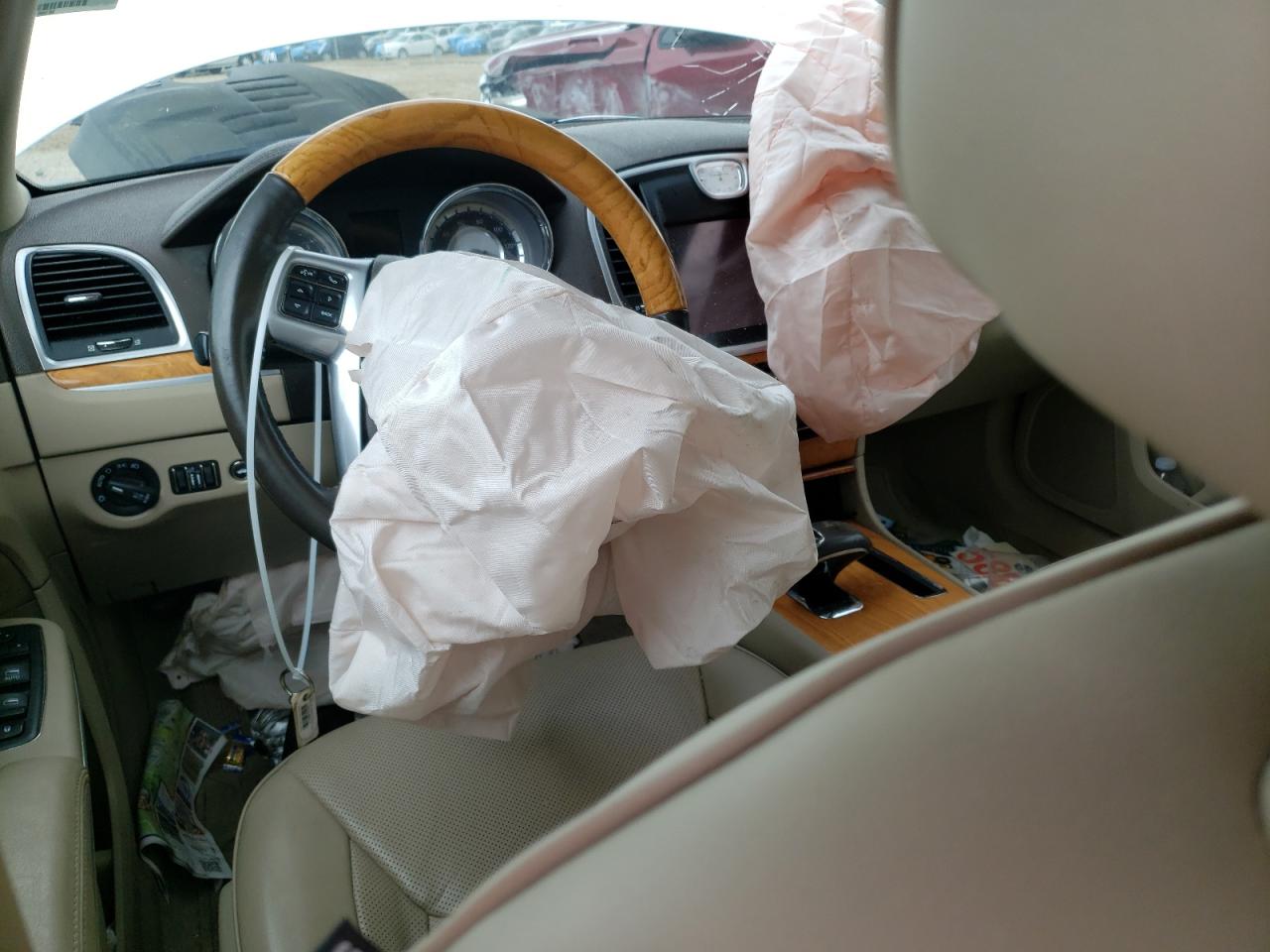 2C3CCAEG7EH105920 2014 Chrysler 300C