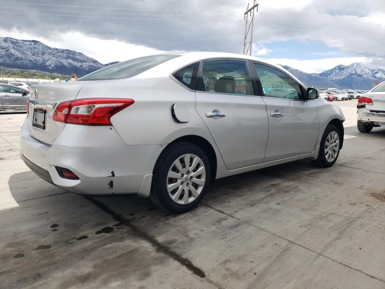 3N1AB7AP5HY379794 2017 Nissan Sentra S