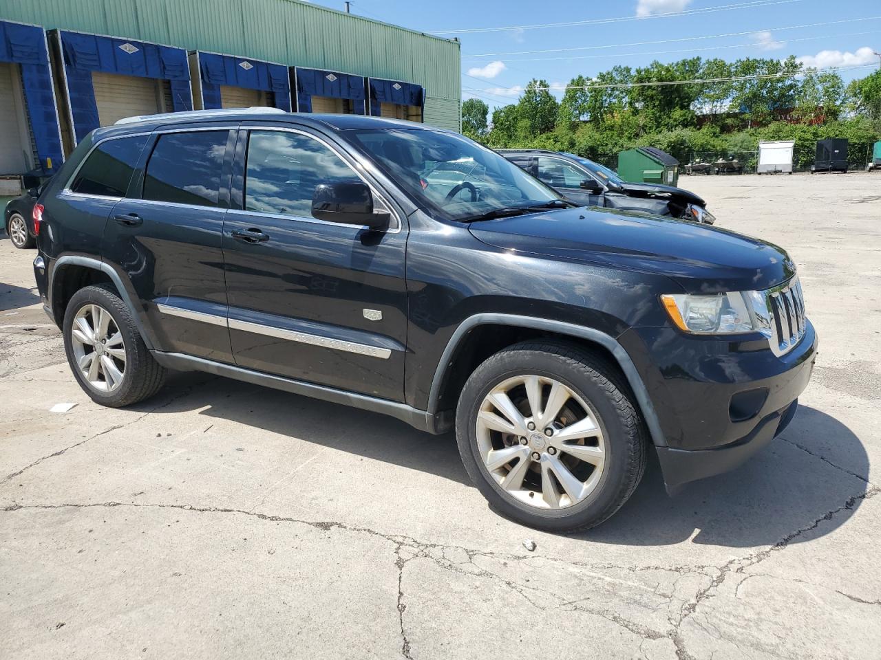 1J4RR4GG7BC678411 2011 Jeep Grand Cherokee Laredo