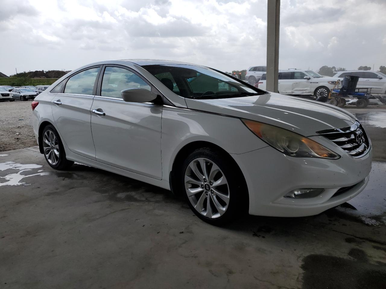 5NPEC4AC2DH744673 2013 Hyundai Sonata Se