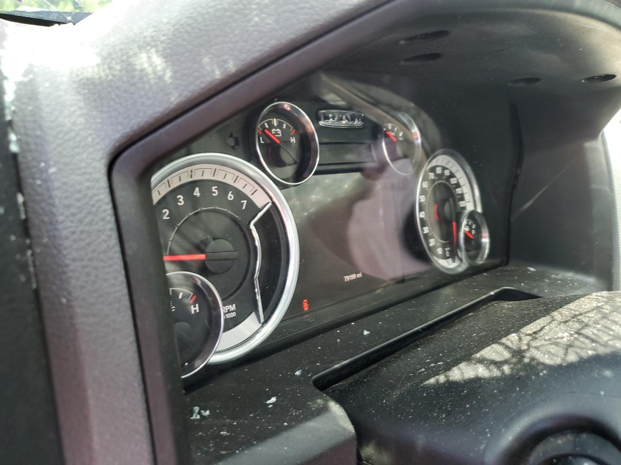 1C6RR6TT5HS567964 2017 Ram 1500 Slt