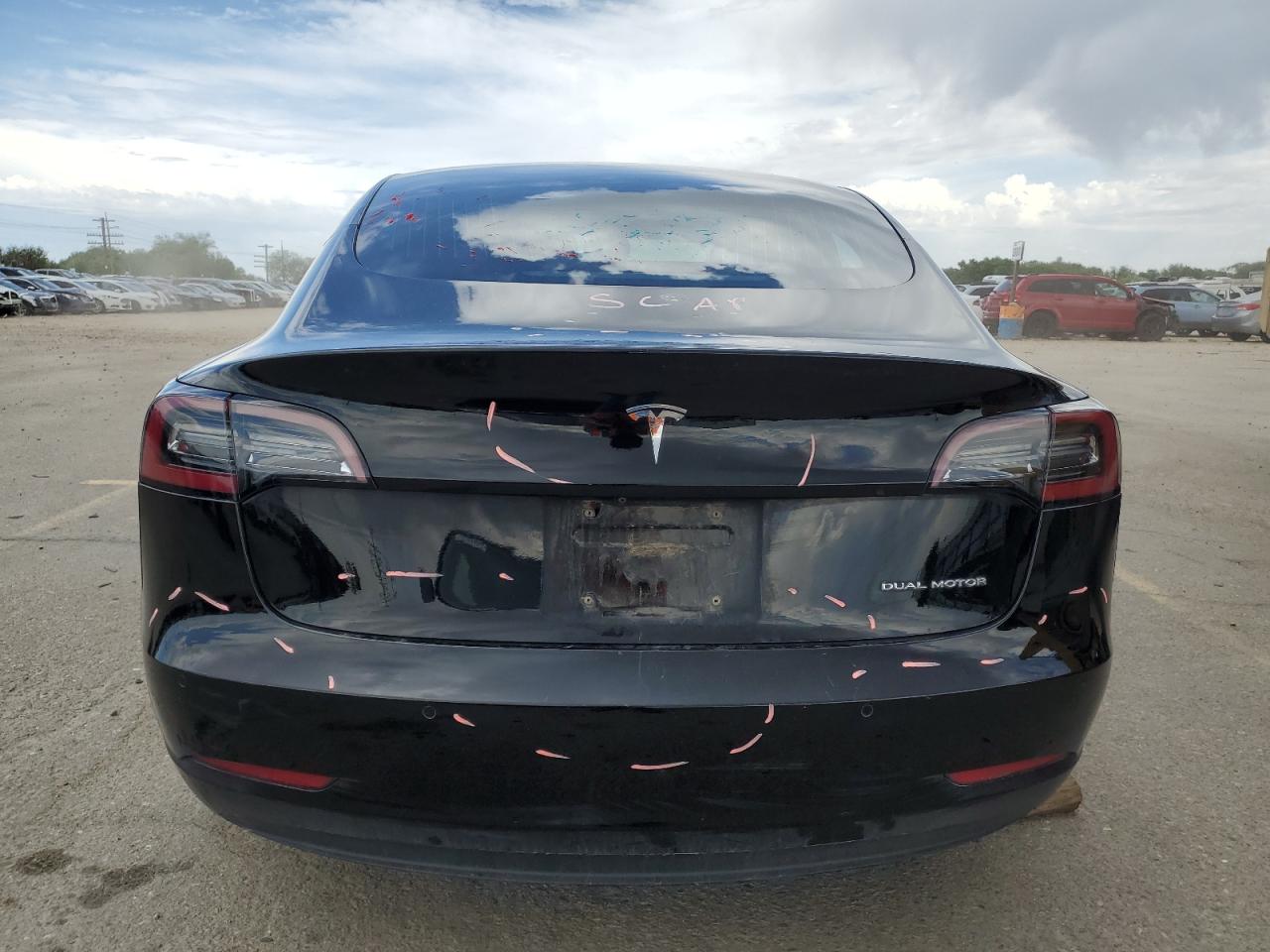 5YJ3E1EB1JF151172 2018 Tesla Model 3