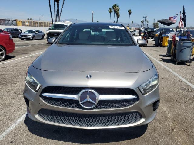 2019 Mercedes-Benz A 220 VIN: WDD3G4EB4KW001555 Lot: 49310154