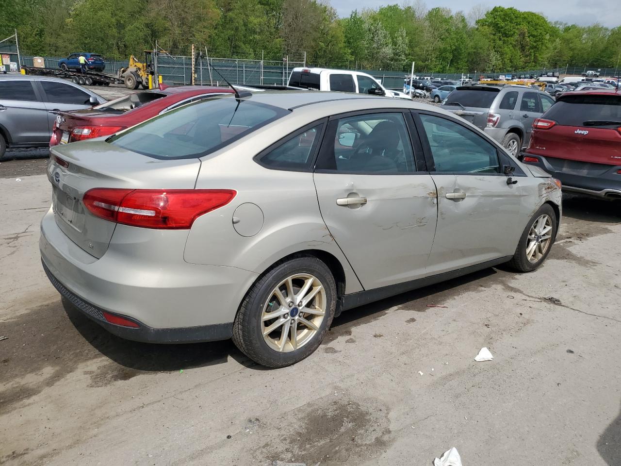 1FADP3F22GL228331 2016 Ford Focus Se