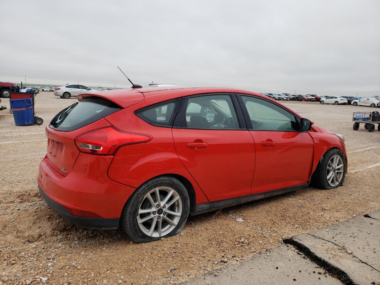 2016 Ford Focus Se vin: 1FADP3K21GL297985