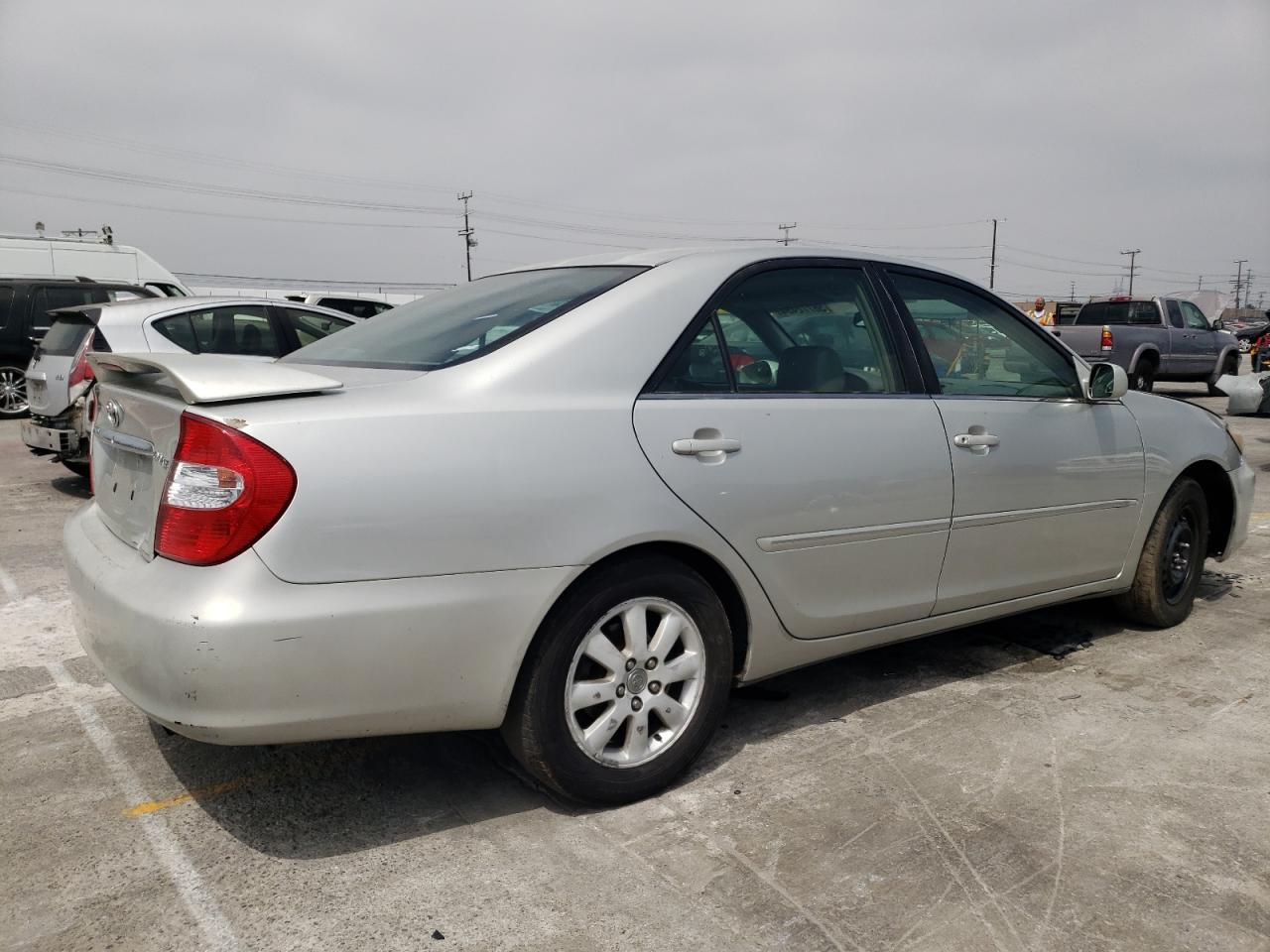 4T1BE30K32U072976 2002 Toyota Camry Le