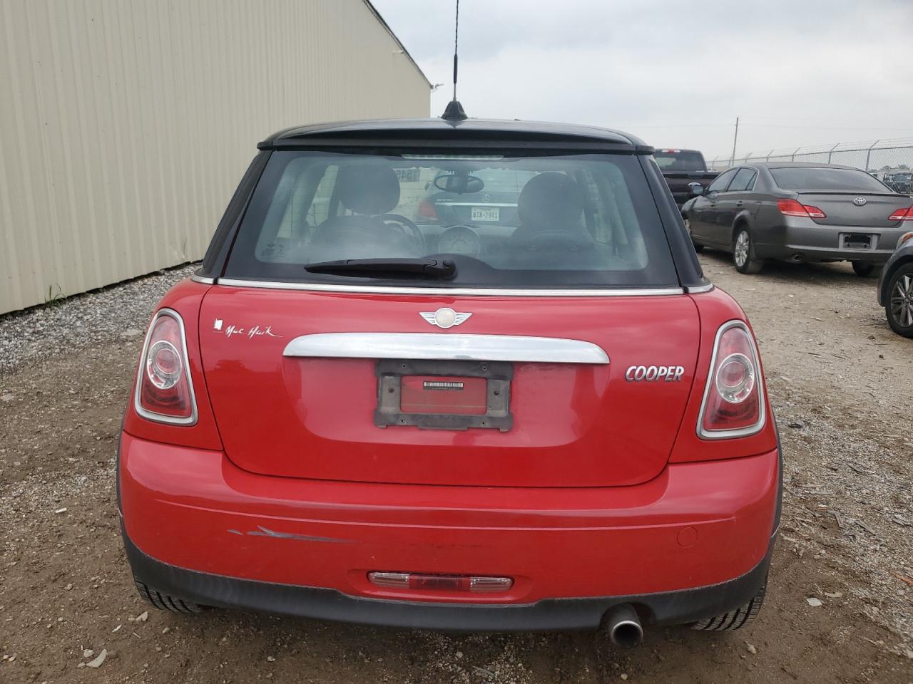 WMWSU3C56BT253599 2011 Mini Cooper