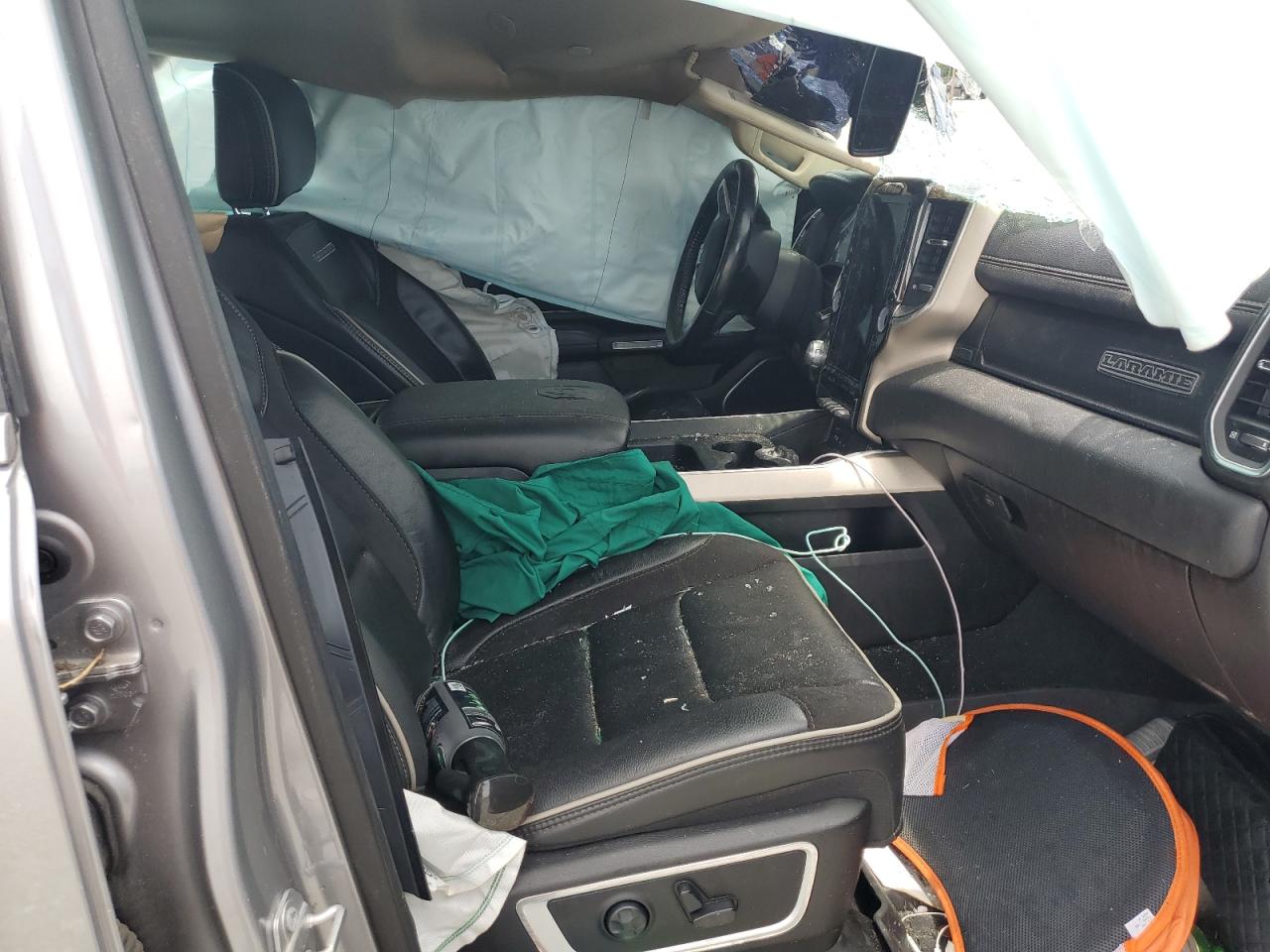 1C6SRFJT7KN810250 2019 Ram 1500 Laramie