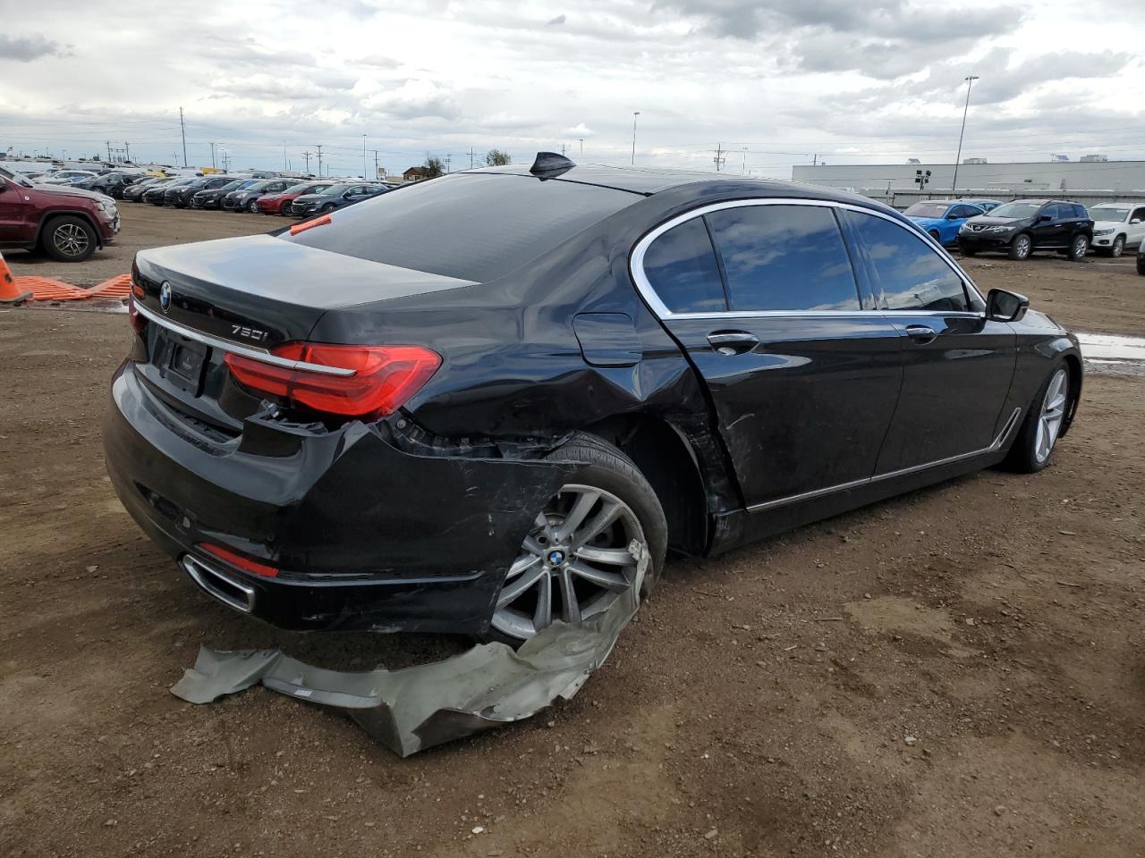 WBA7F2C54JB238274 2018 BMW 750 Xi