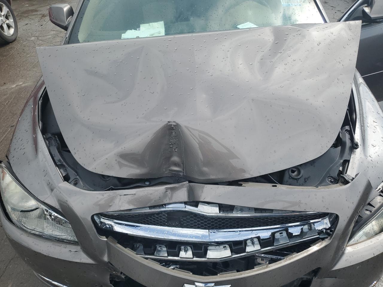 1G1ZC5EB9A4129573 2010 Chevrolet Malibu 1Lt