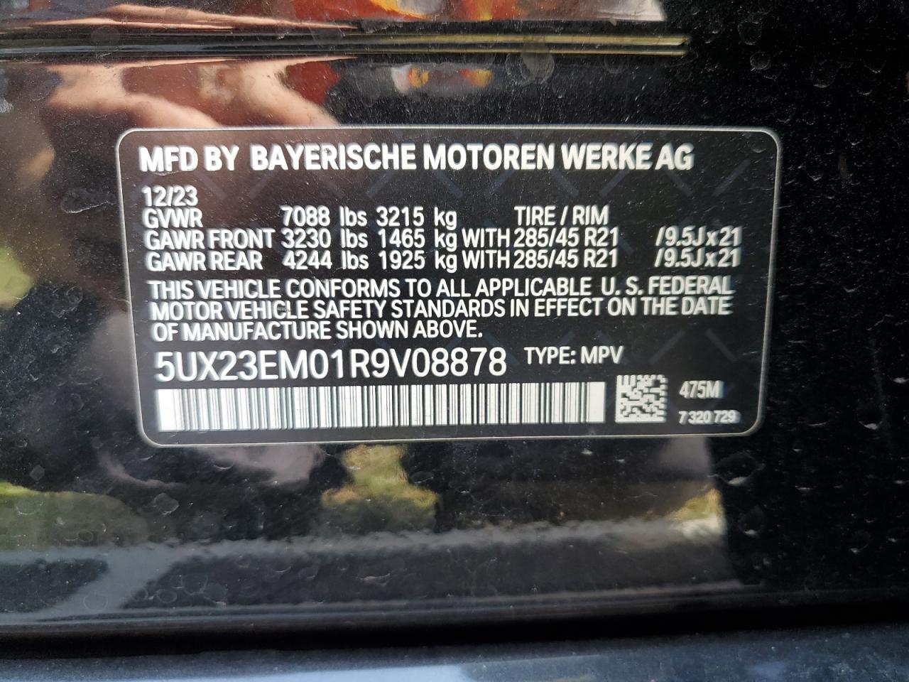 5UX23EM01R9V08878 2024 BMW X7 xDrive40I