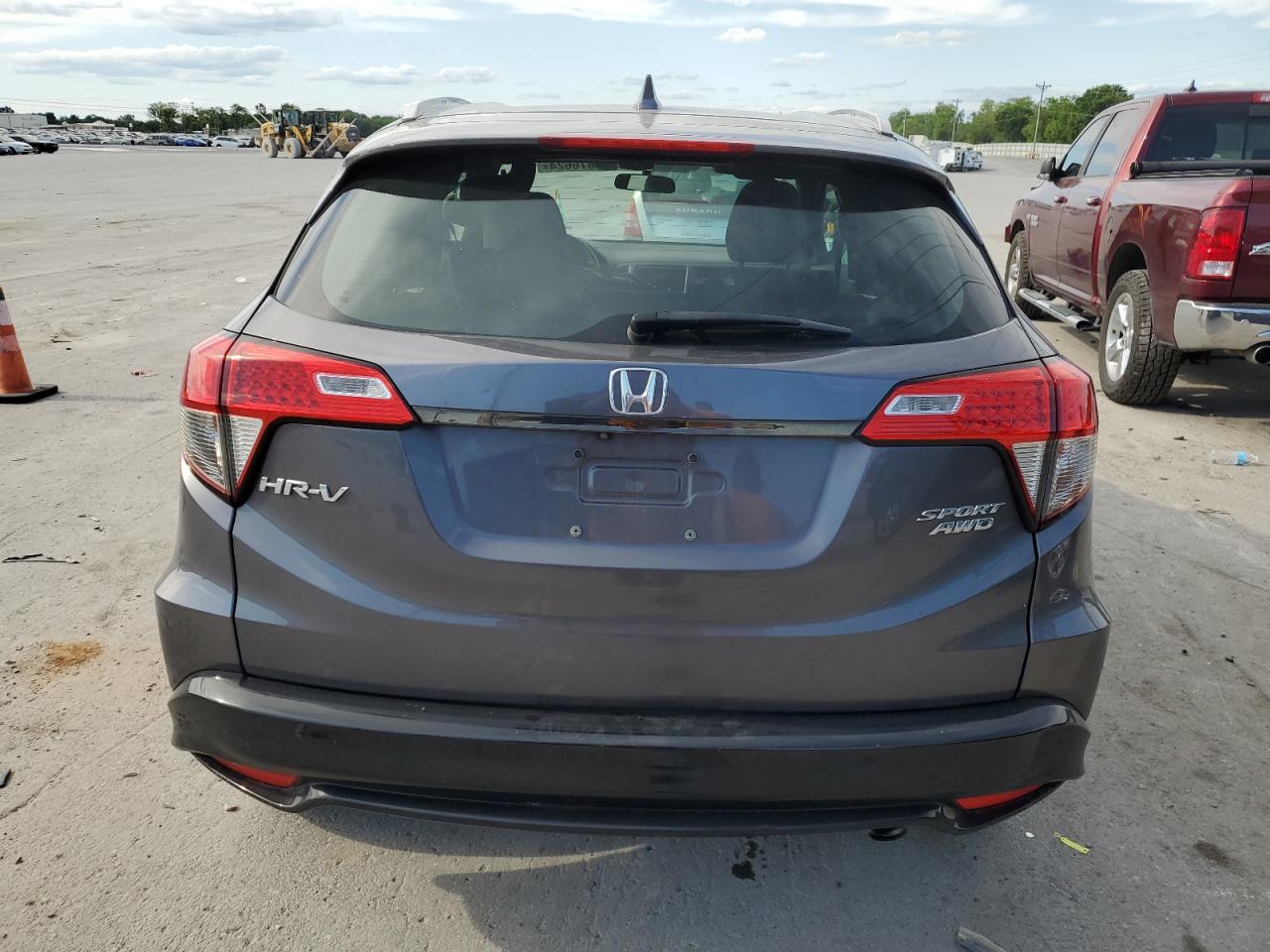 3CZRU6H18KG723759 2019 Honda Hr-V Sport