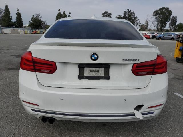  BMW 3 SERIES 2016 Biały