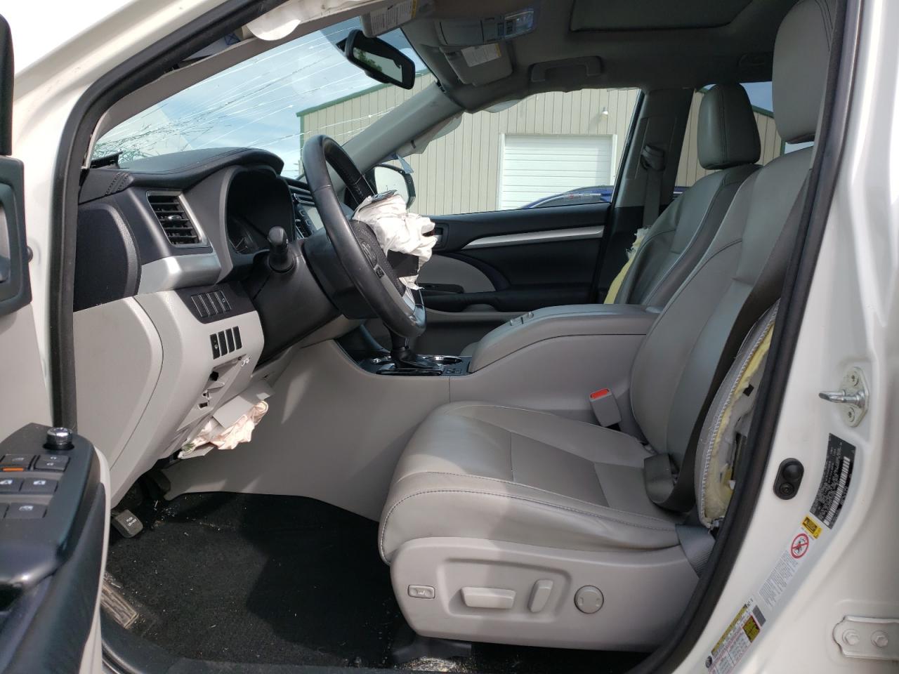 5TDJKRFH2FS754800 2015 Toyota Highlander Xle