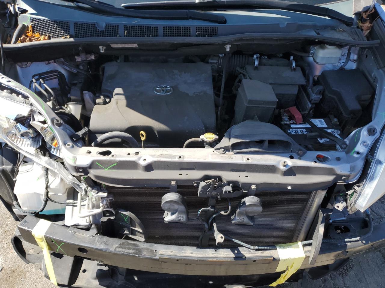 5TDYK3DC4DS402433 2013 Toyota Sienna Xle