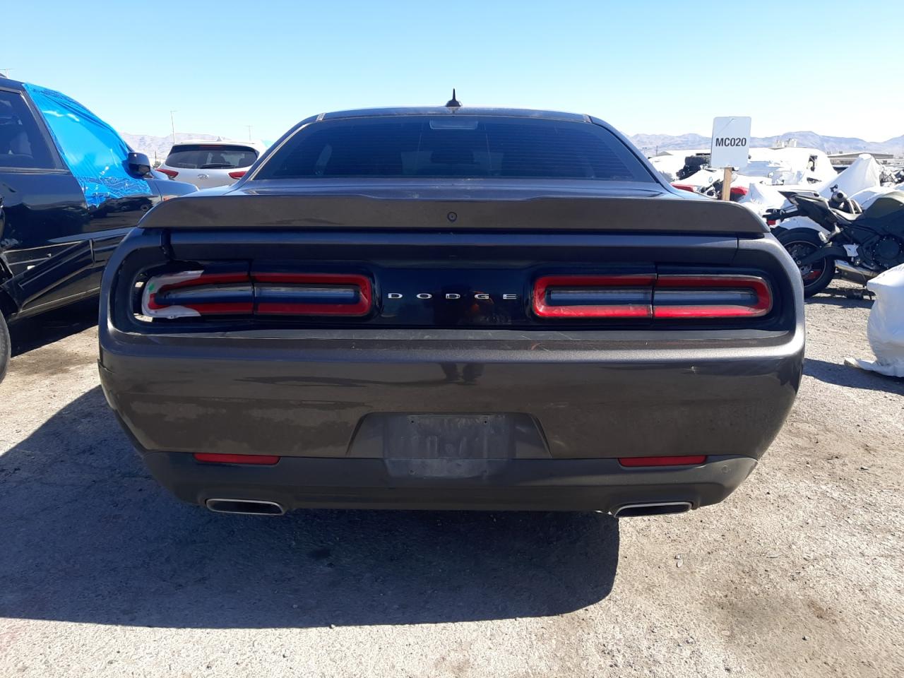 2C3CDZAG4GH264270 2016 Dodge Challenger Sxt