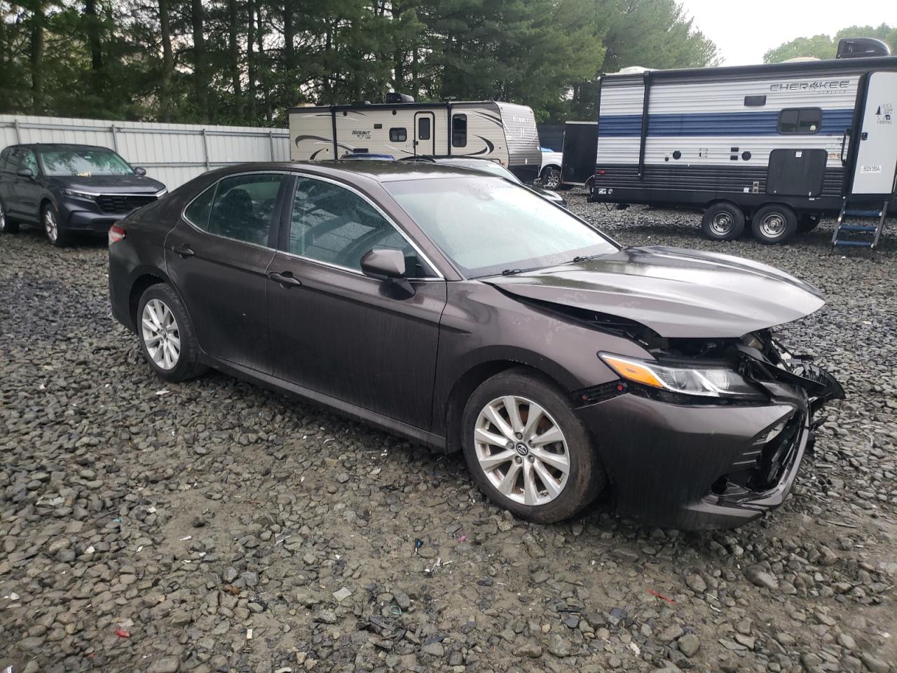 4T1B11HKXJU080480 2018 Toyota Camry L