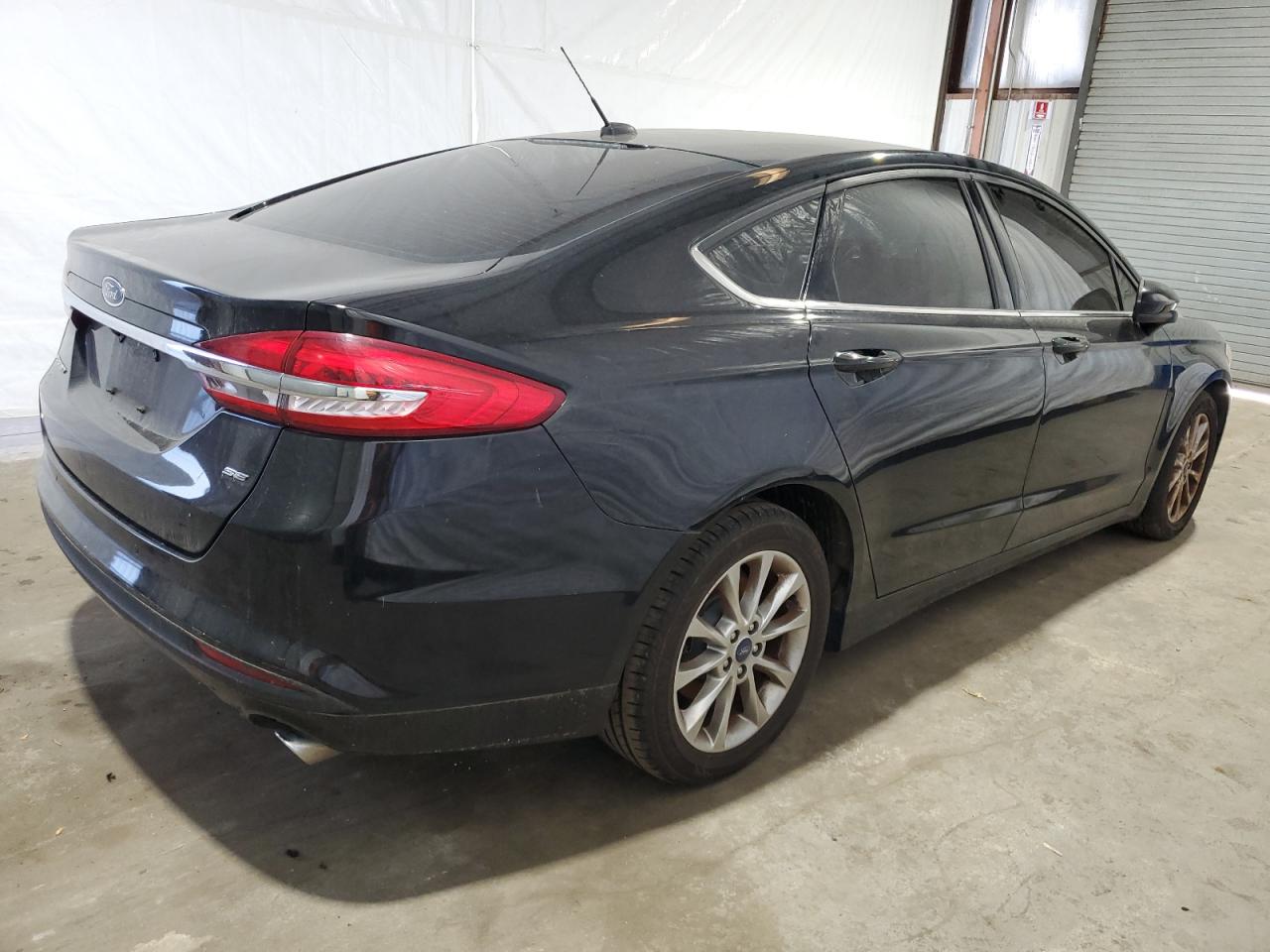 3FA6P0H73HR396031 2017 Ford Fusion Se