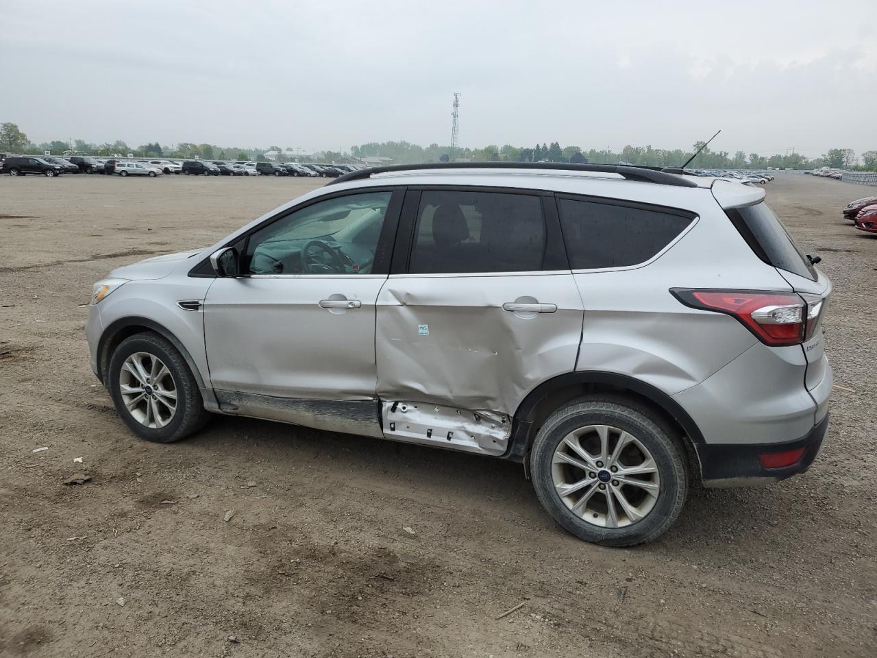 1FMCU0GD2HUA05081 2017 Ford Escape Se