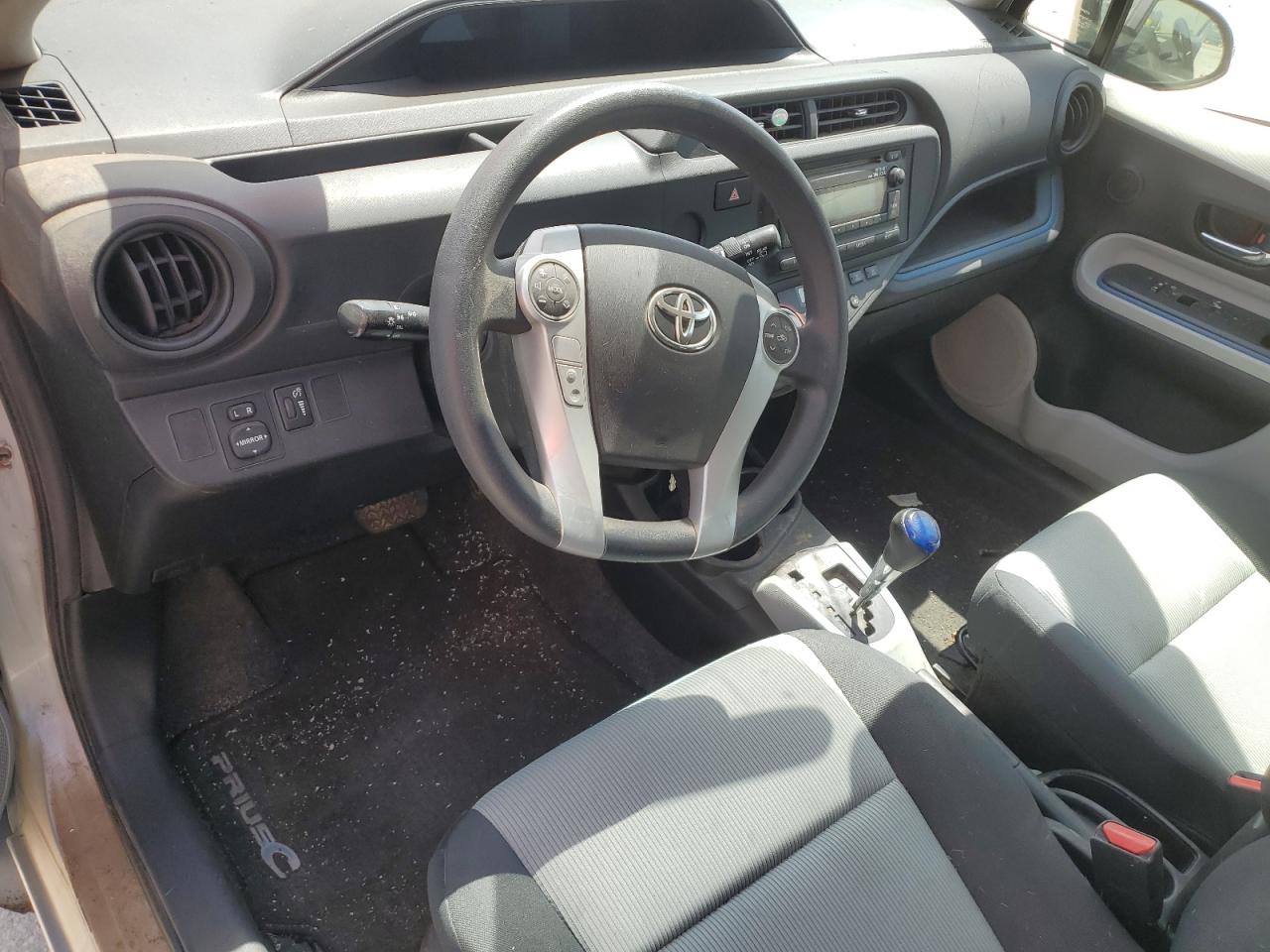 2013 Toyota Prius C vin: JTDKDTB3XD1539747