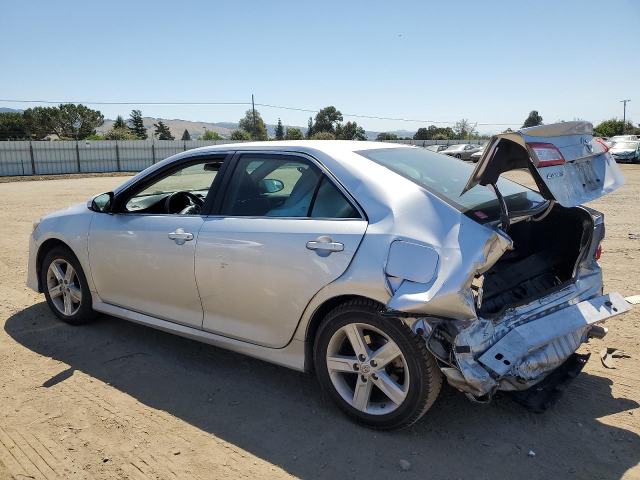 4T1BF1FK8EU859340 2014 Toyota Camry L