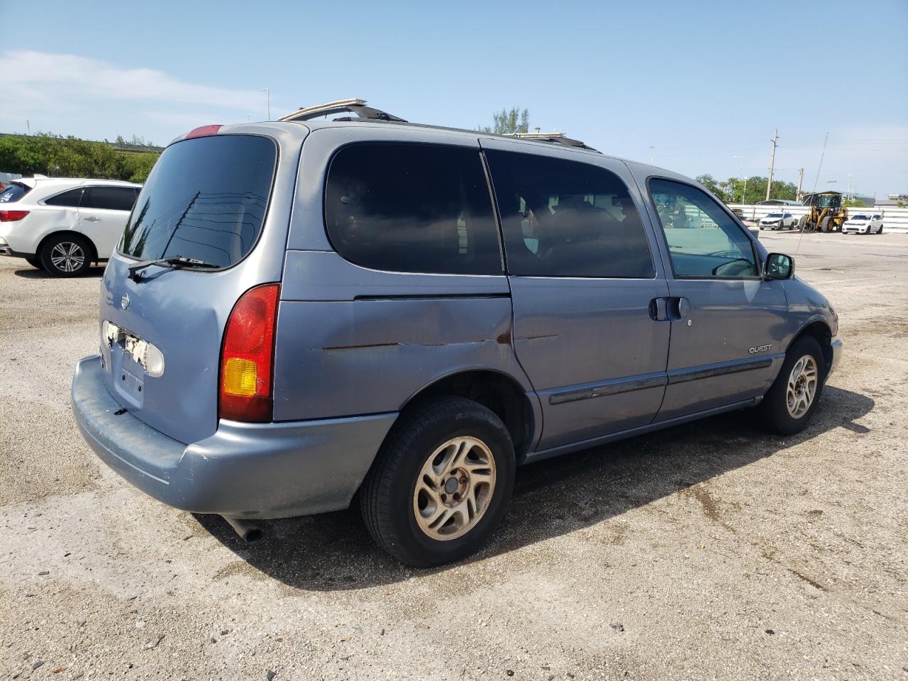 4N2XN11T9YD815474 2000 Nissan Quest Se