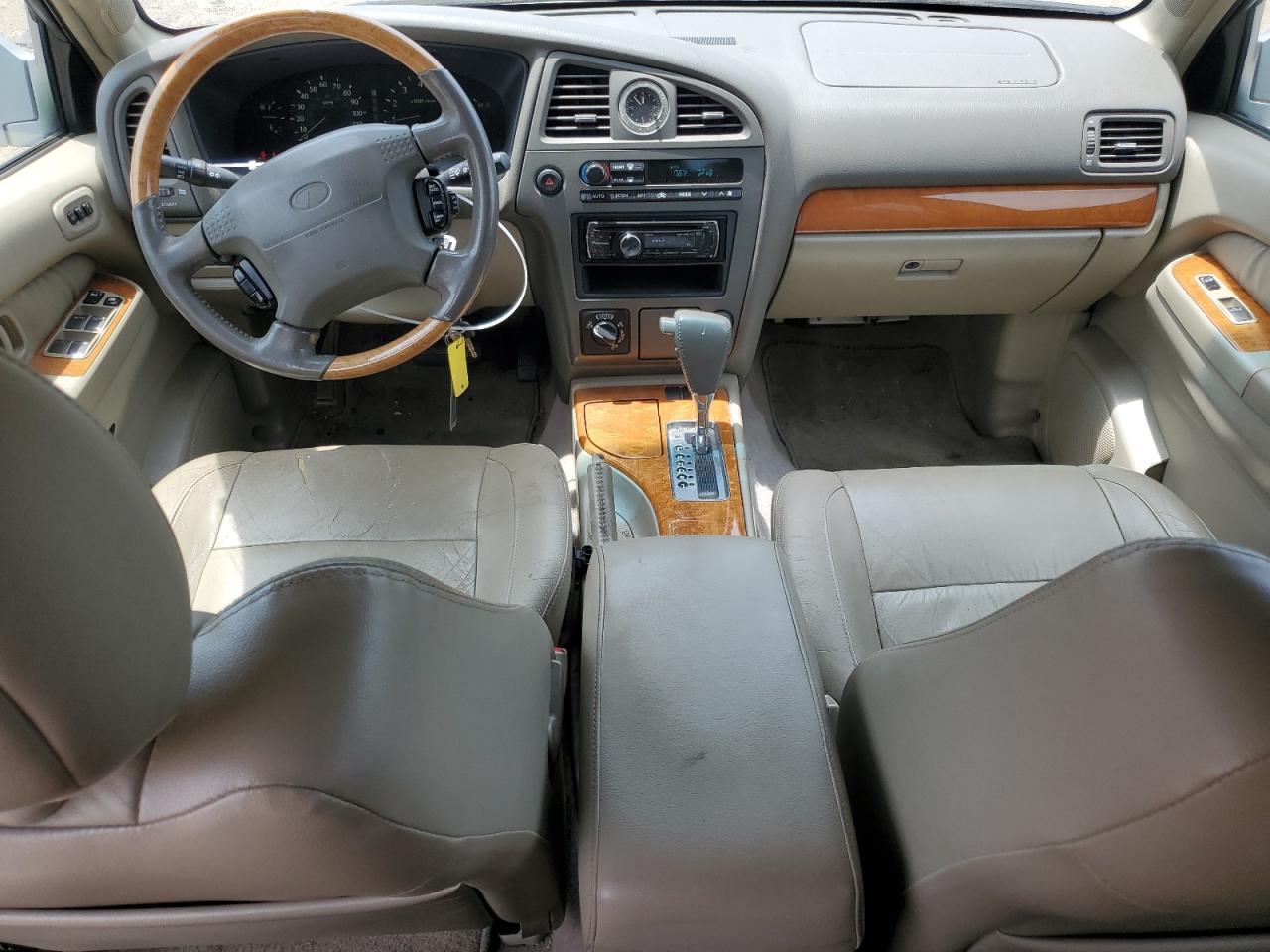 JNRDR09Y41W215072 2001 Infiniti Qx4