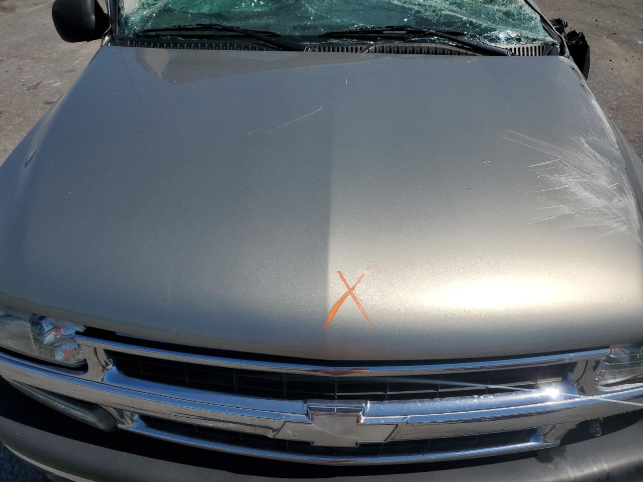 1GNEC13V73J264090 2003 Chevrolet Tahoe C1500