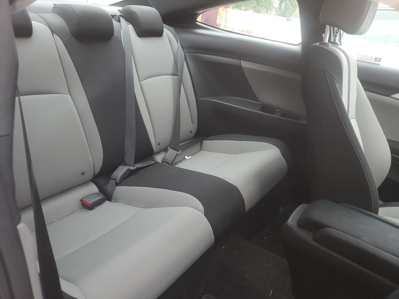 2HGFC3B31JH357390 2018 Honda Civic Ex